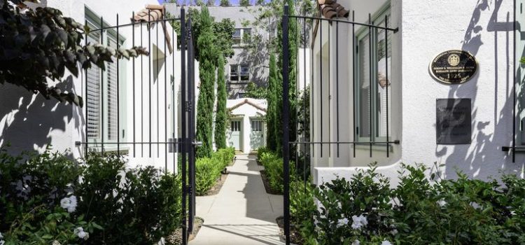 Tres bungalows de San Diego se transforman