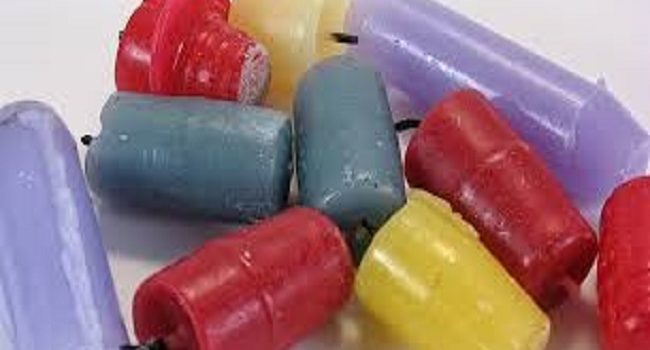 Velas de cera recicladas para fiestas de bricolaje