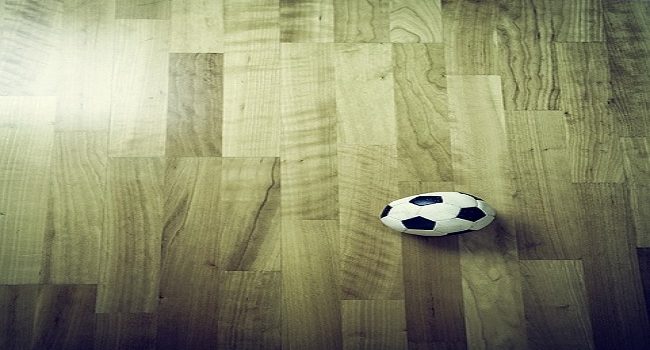 Colocar suelos laminados en los sótanos