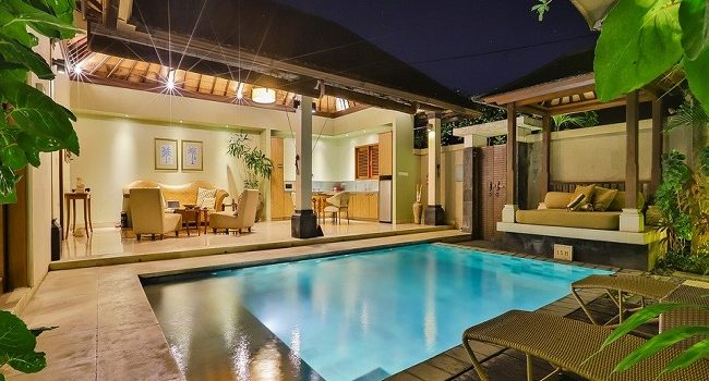 Ideas para decorar la cubierta de la piscina