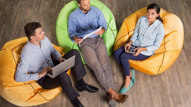 Puffs: Muebles auxiliares perfectos para decorar la casa con estilo