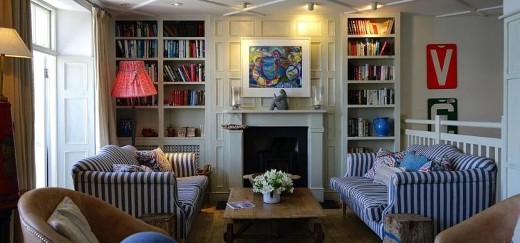 Cómo decorar una pequeña sala de estar